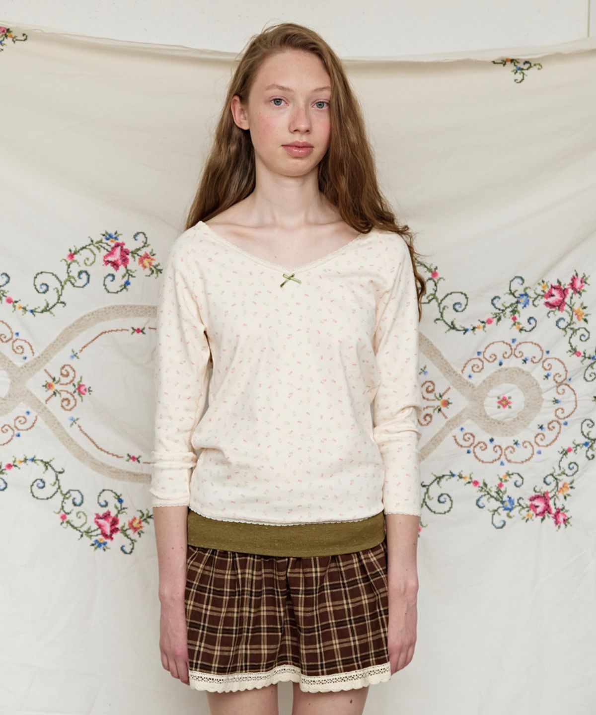 펀프롬펀(FUNFROMFUN) Soft Flower Tee, Cream
