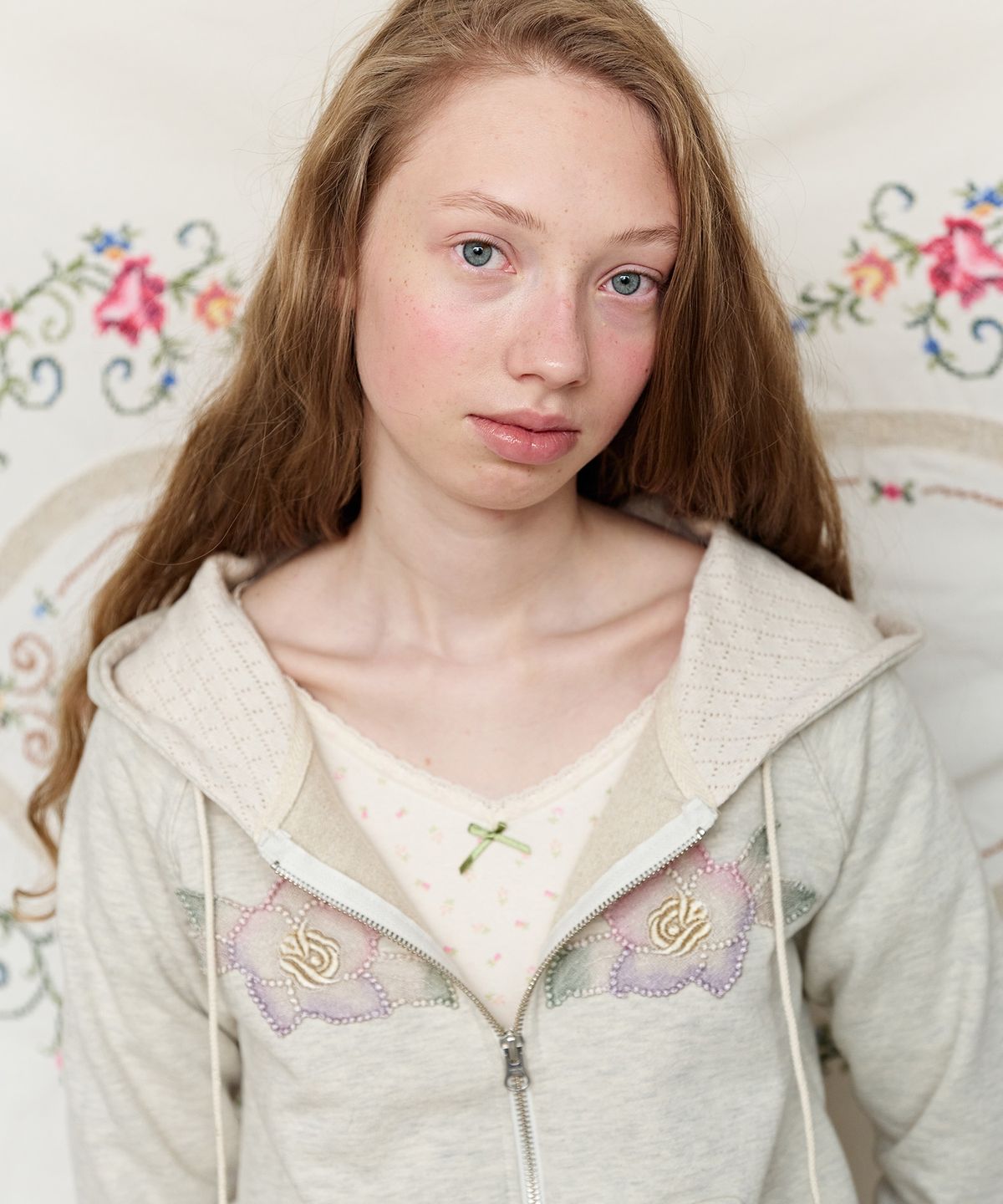 펀프롬펀(FUNFROMFUN) Applique Boho Hoodie, Oatmeal