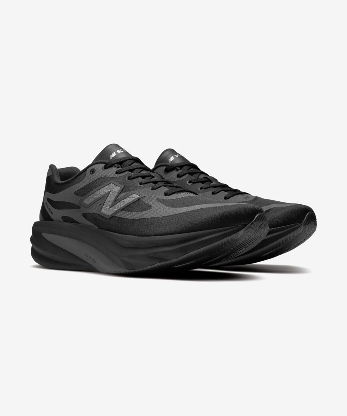 뉴발란스(NEW BALANCE) NBPFGF720K / SC 레벨 V1 (남성 2E) (BLACK)