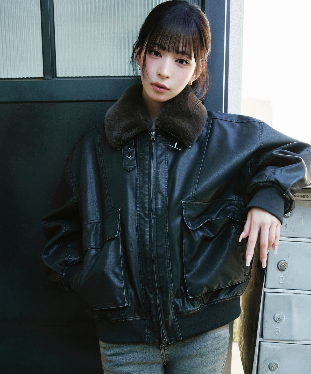 미쏘(MIXXO) 페이크퍼 카라 레더점퍼_MIWJLGV01C