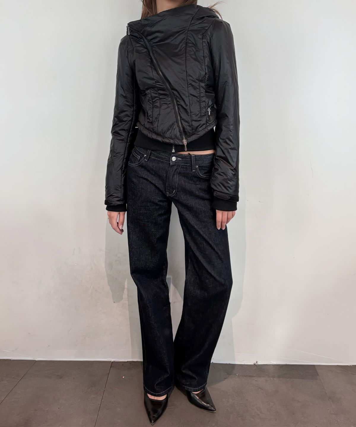 2000아카이브스(2000ARCHIVES) AFTERGLOW PADDING JUMPER (BLACK)