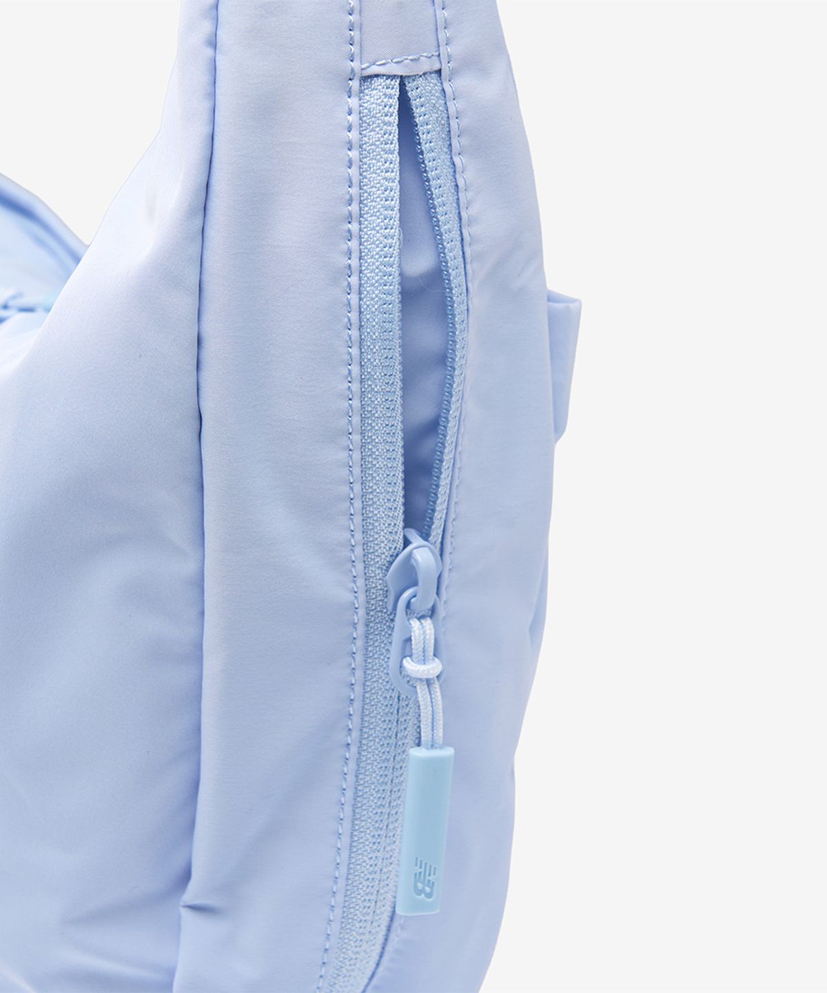뉴발란스(NEW BALANCE) NBGCGF2203 / 우먼스 에센셜 호보크로스백 (L/BLUE)