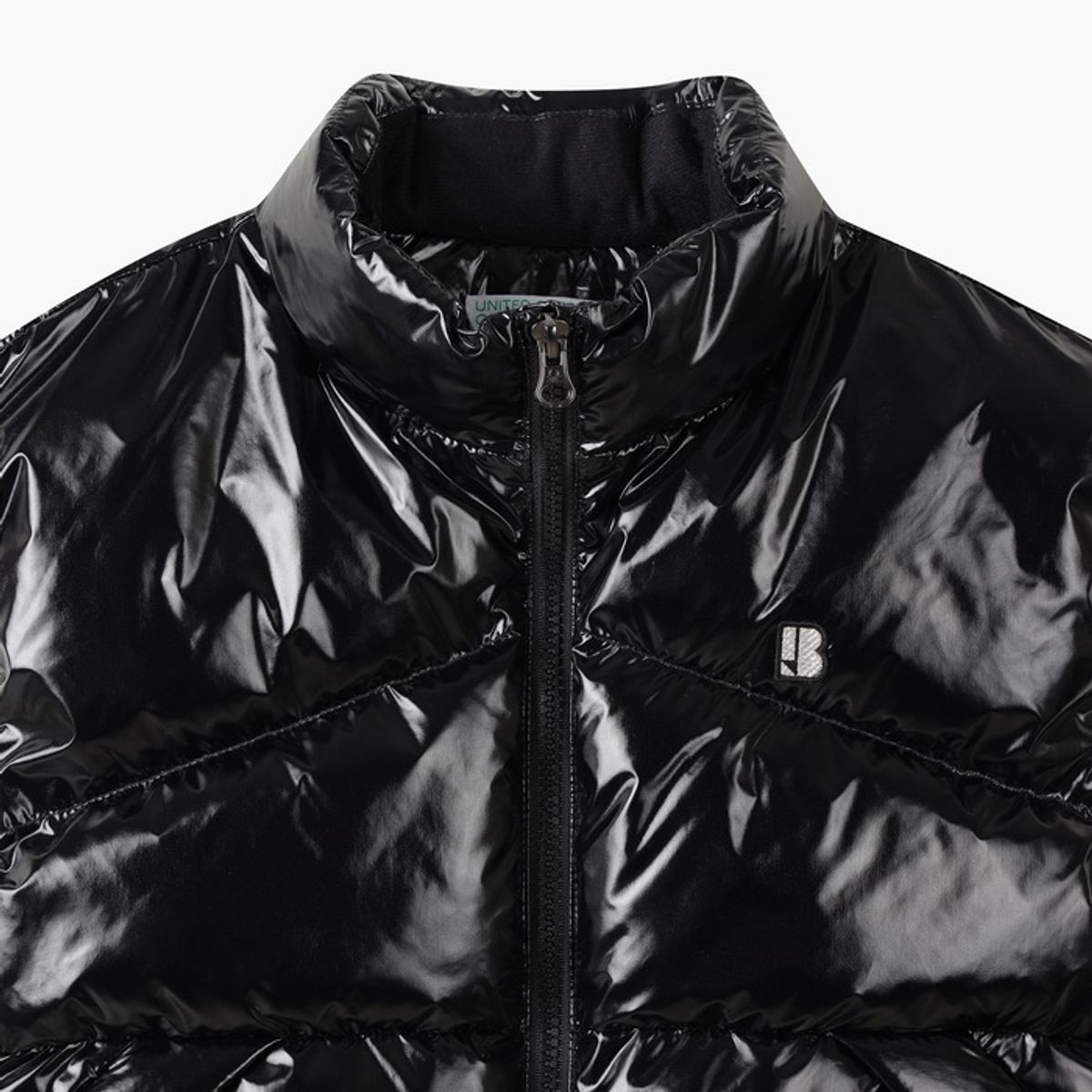 베네통키즈(BENETTONKIDS) 샤이닝 쉘론 베스트_QAVT01661BK