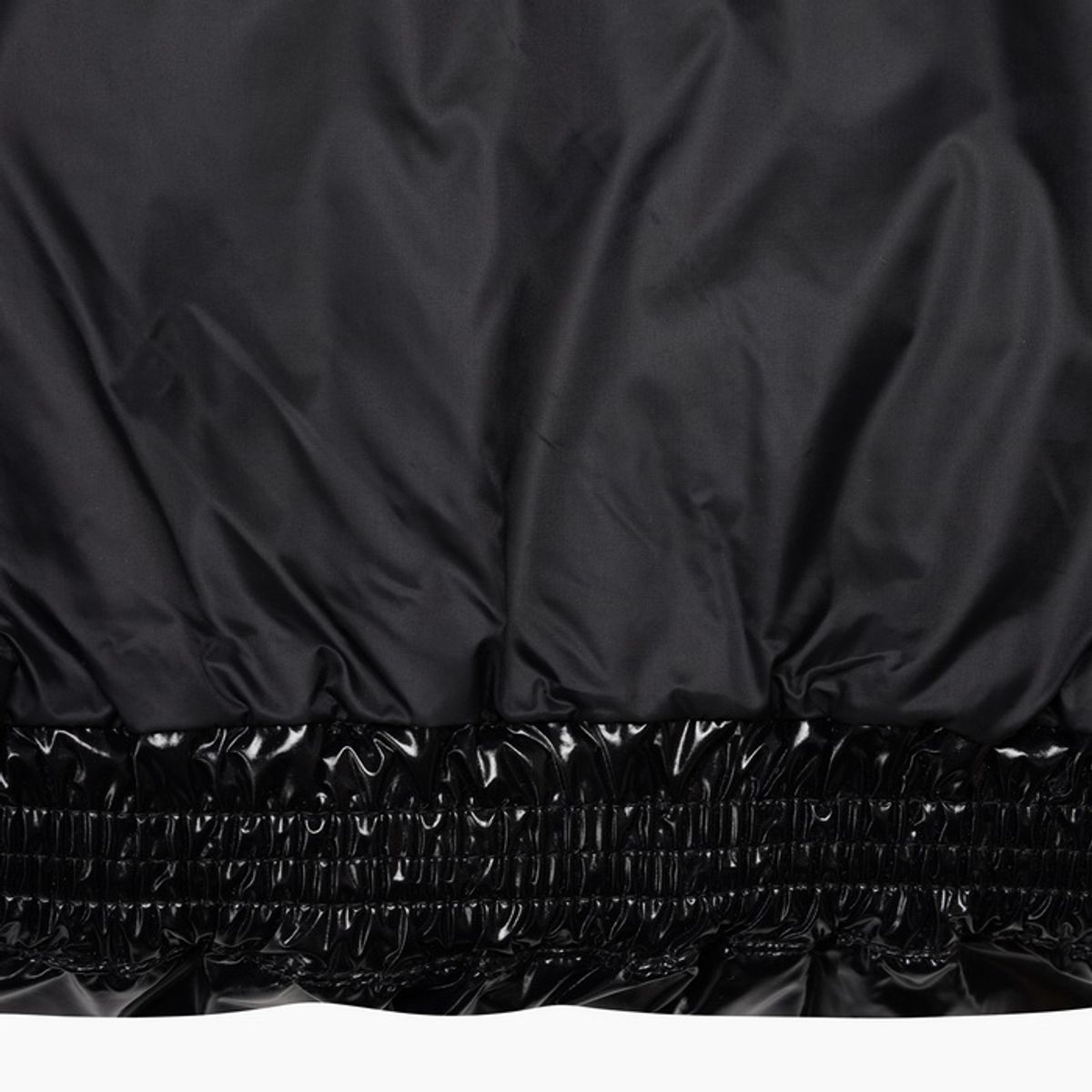 베네통키즈(BENETTONKIDS) 샤이닝 쉘론 베스트_QAVT01661BK