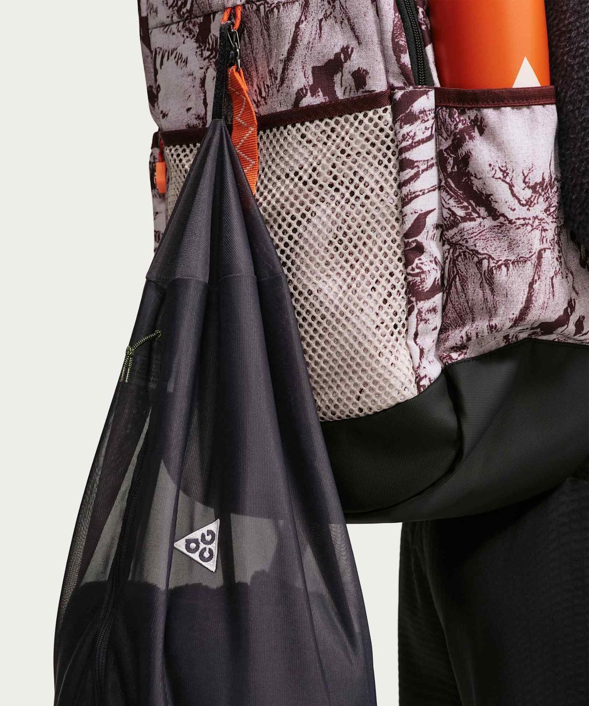 나이키(NIKE) ACG 울프 라이컨 크루 M - 그리드아이언:서밋 화이트 / IH1446-013