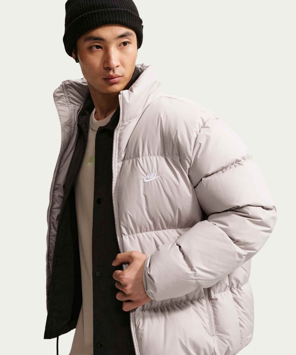 나이키(NIKE) 스포츠웨어 클럽 써마 핏 다운 패딩 재킷 M - 문 파티클:화이트 / IB2976-211