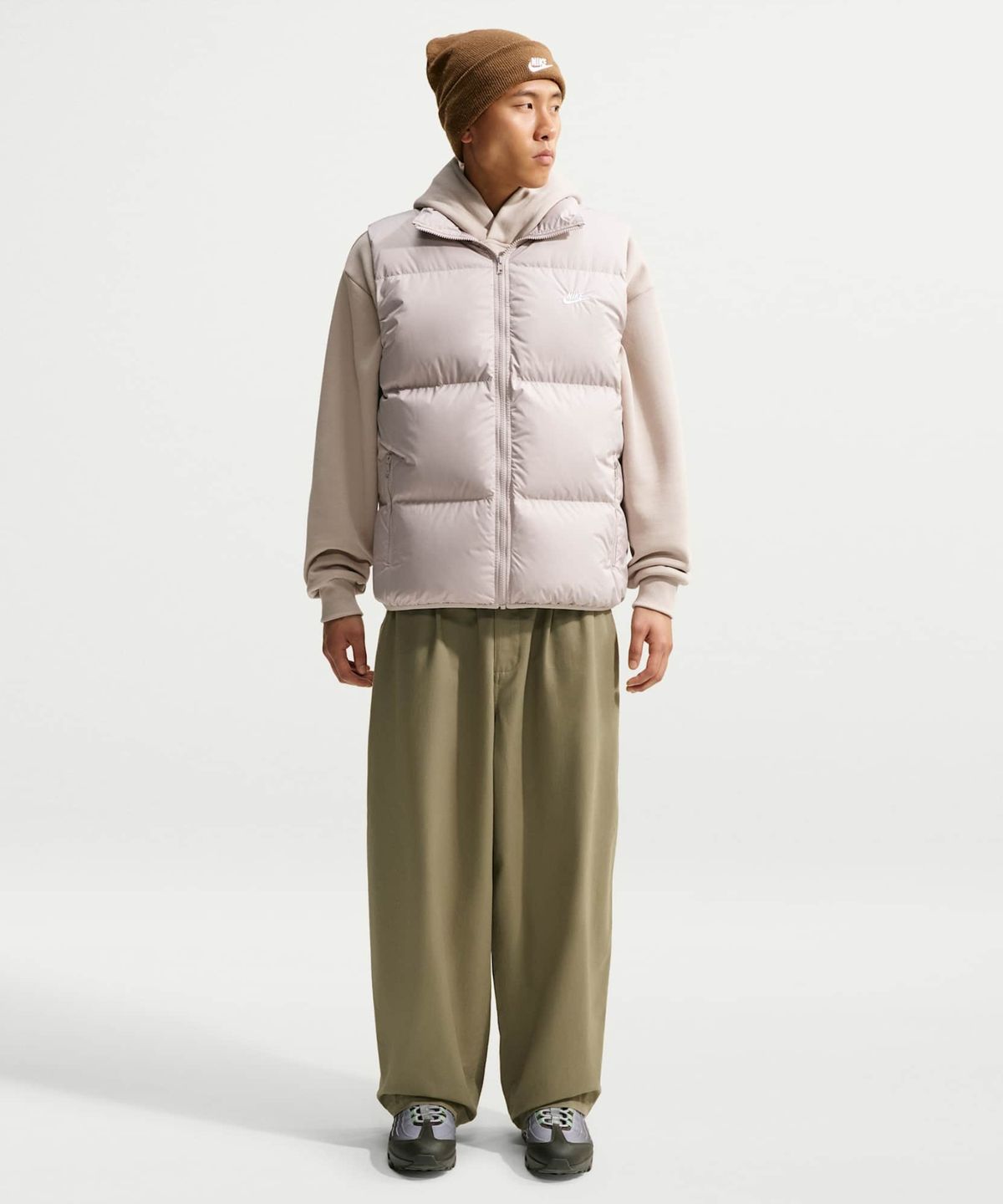 나이키(NIKE) 스포츠웨어 클럽 써마 핏 다운 패딩 조끼 M - 문 파티클:화이트 / IB2978-211