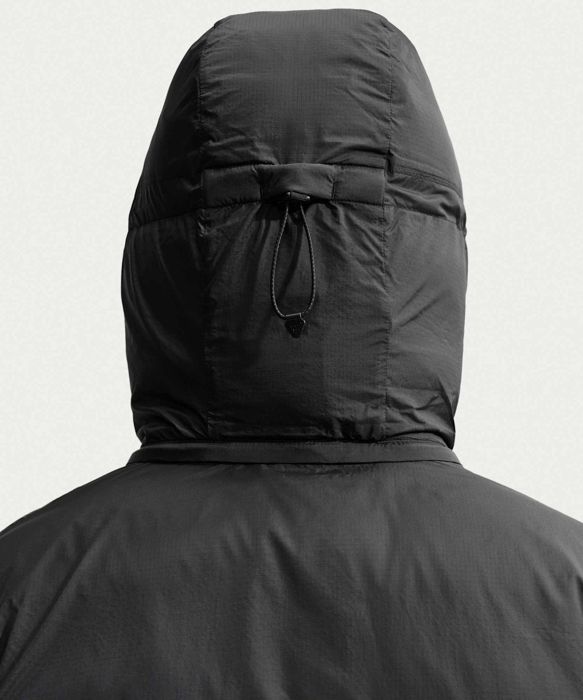 나이키(NIKE) ACG 위스퍼링 피크 써마 핏 ADV 재킷 M - 블랙:서밋 화이트 / IH1507-010