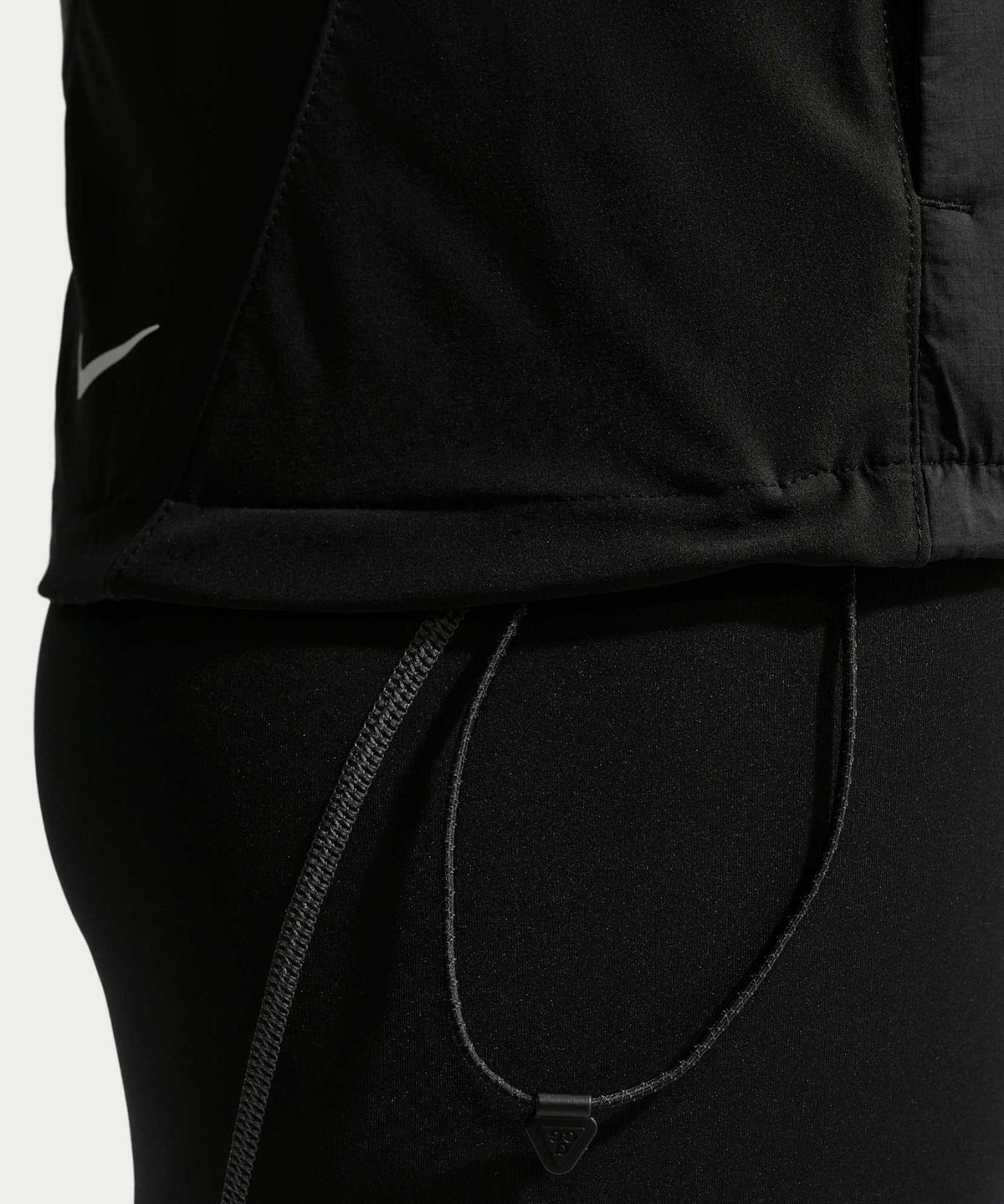 나이키(NIKE) ACG 로프 드 도프 써마 핏 ADV 트레일 러닝 베스트 W - 블랙:서밋 화이트 / IQ4915-010