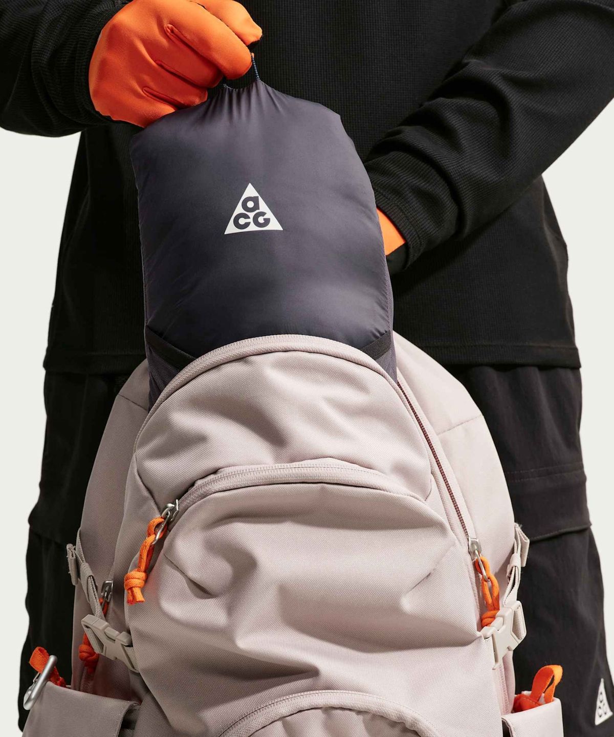 나이키(NIKE) ACG 라바 플로우 써마 핏 ADV 후드 재킷 M - 그리드아이언:서밋 화이트 / IR2245-013