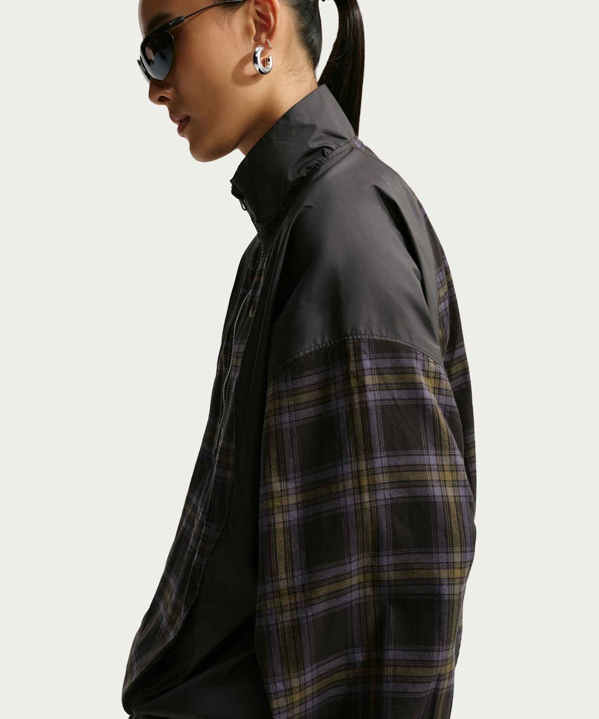 나이키(NIKE) 스포츠웨어 오버사이즈 플래드 플란넬 아노락 재킷 W - 블랙:리저록 / IU4626-010