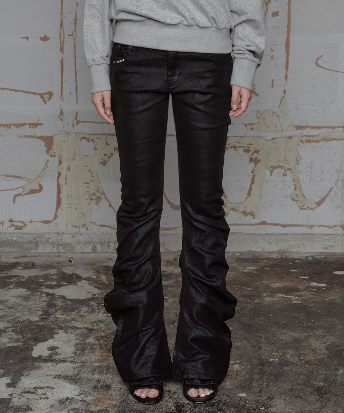 락케이크(ROCKCAKE) Carly Coating Bootcut Jeans - Black