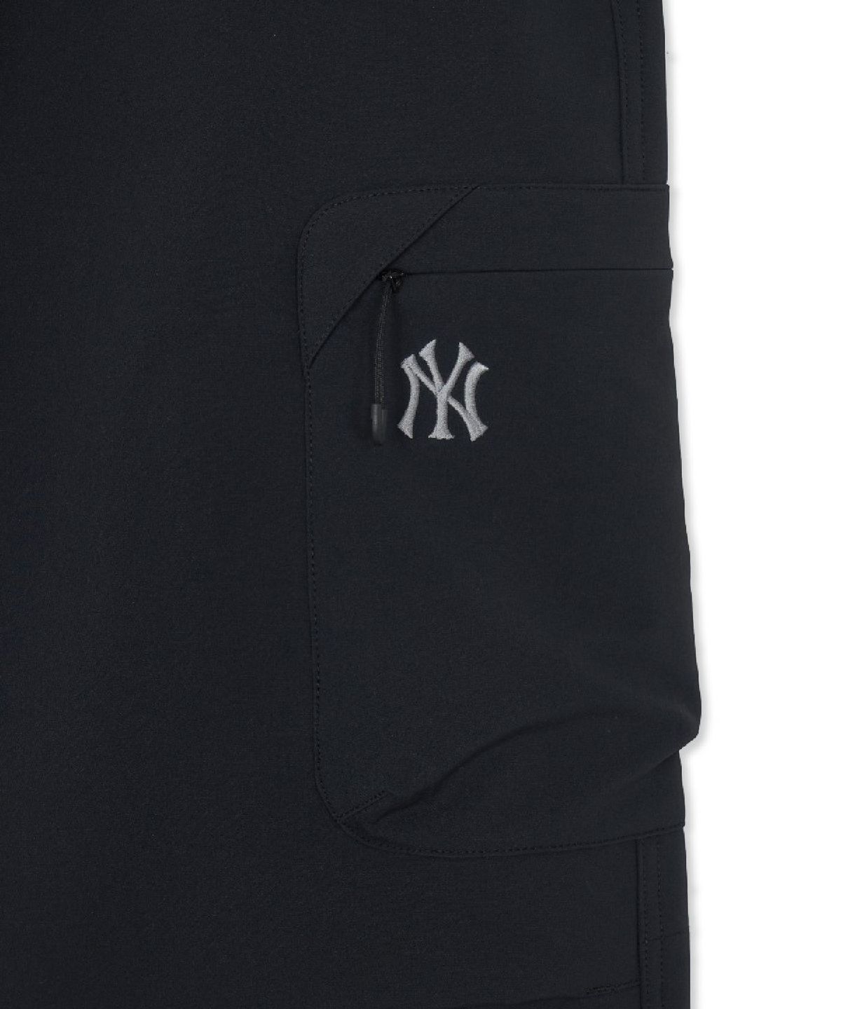 엠엘비(MLB) 고프코어 플리스 안감 카고 와이드 팬츠 NY (Black)