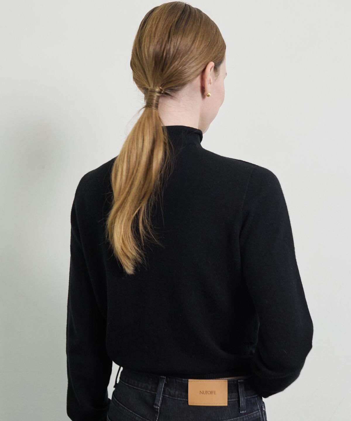 누토프(NUTOFFE) Mock Neck Cardigan_Black