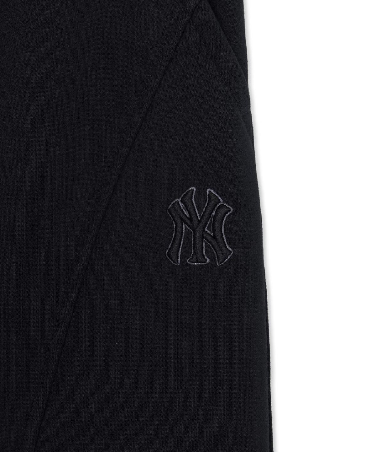 엠엘비(MLB) 베이직 스몰로고 기모 커브와이드 팬츠 NY (Black)