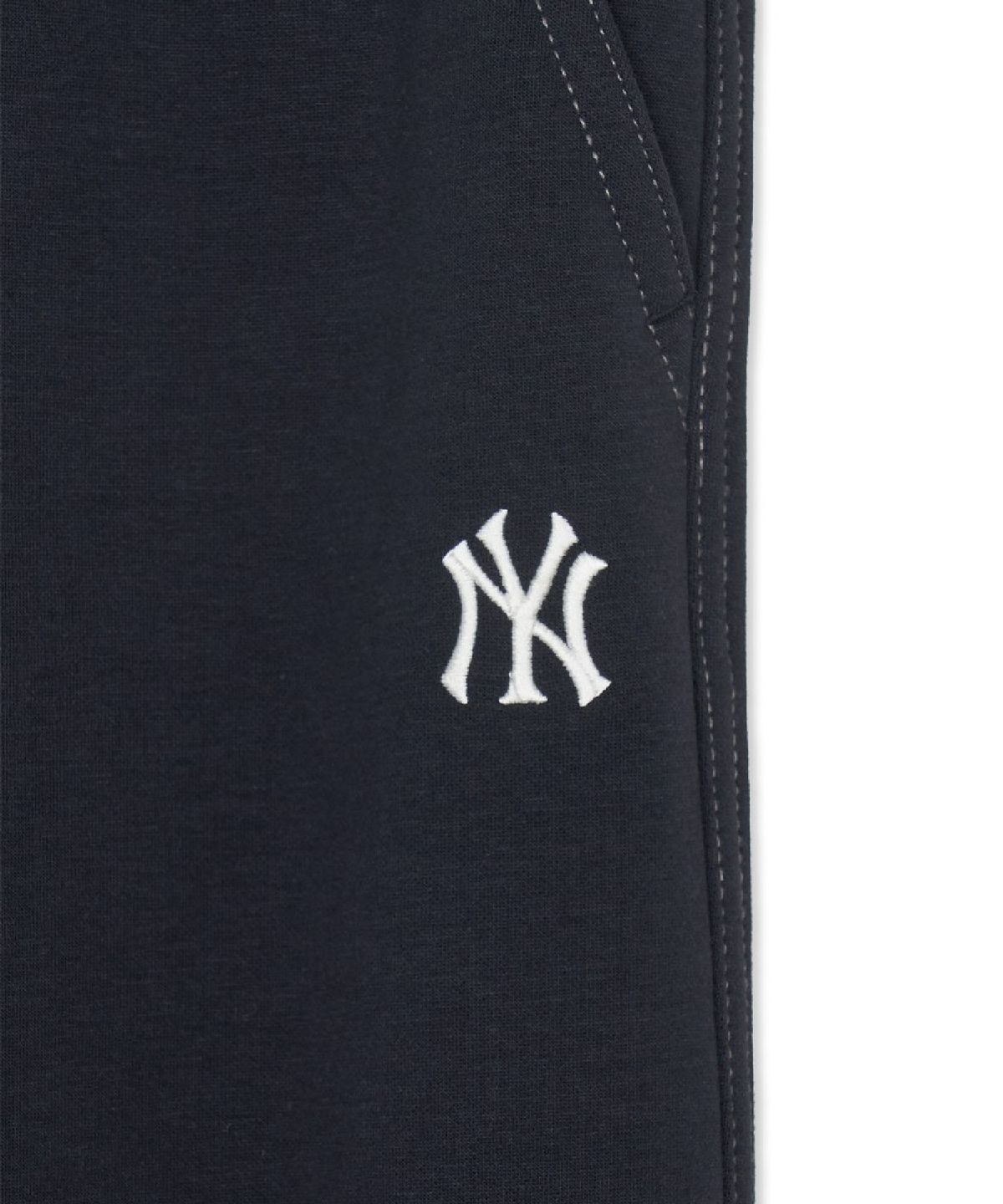 엠엘비(MLB) 베이직 스몰로고 기모 와이드 팬츠 NY (Black)