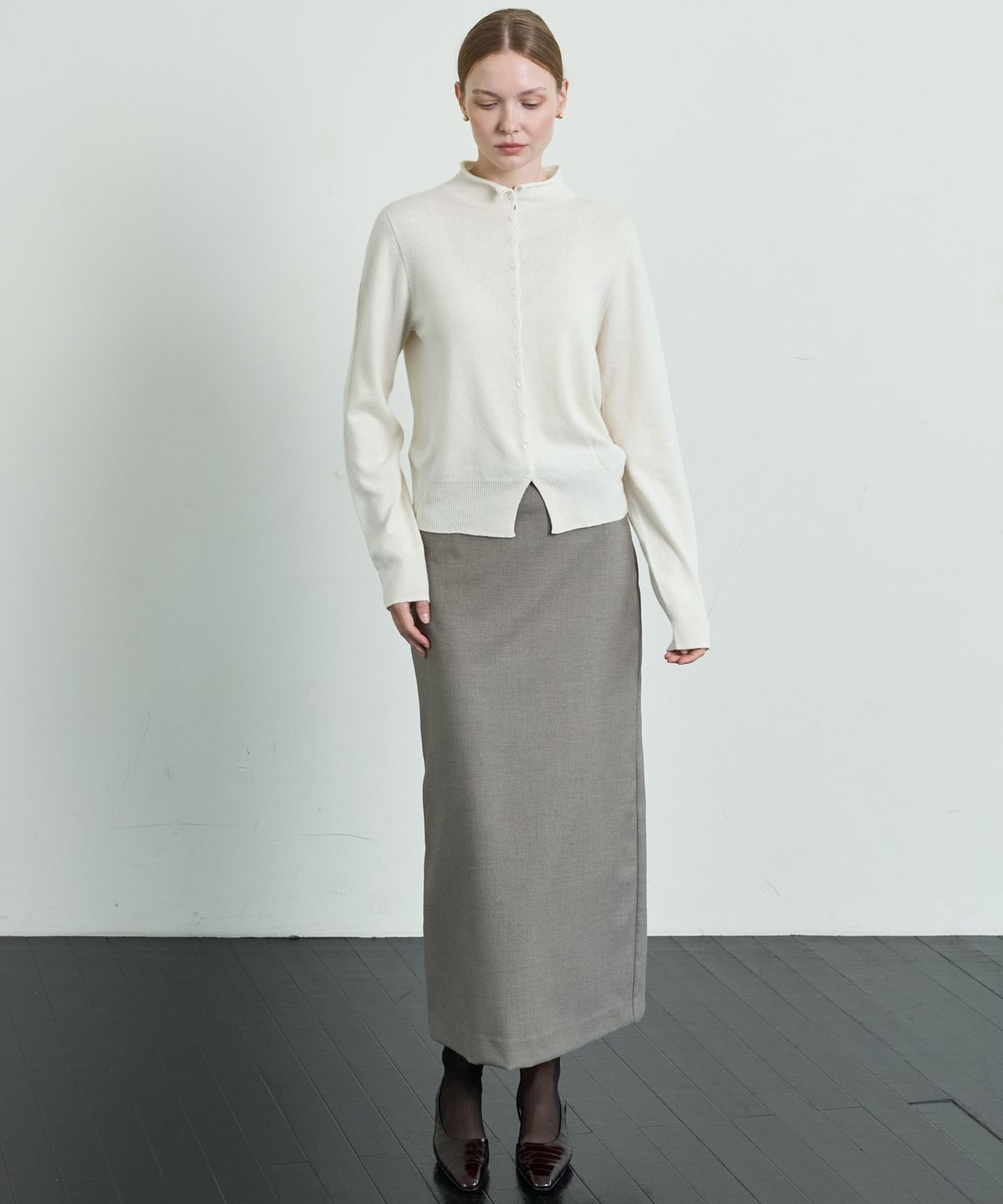 누토프(NUTOFFE) Mock Neck Cardigan_Cream