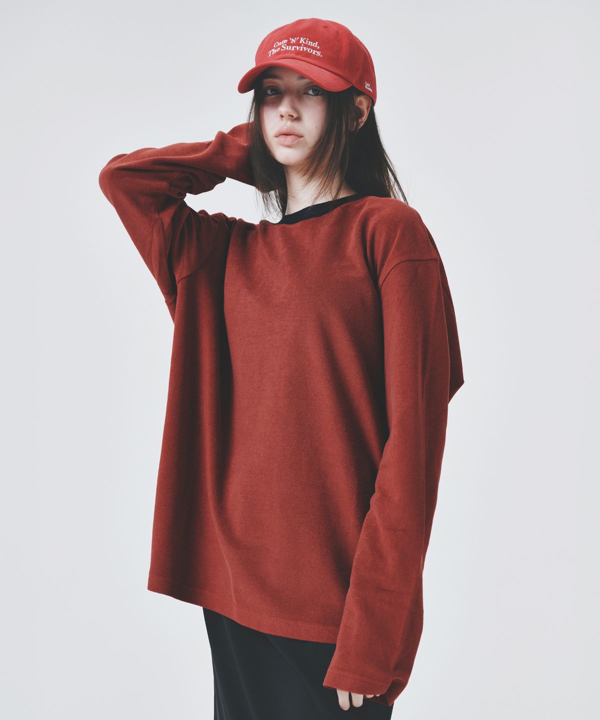 콜드블랭킷(COLD BLANKET) 레트로 숏테리 넥 배색 오버핏 롱슬리브 레드