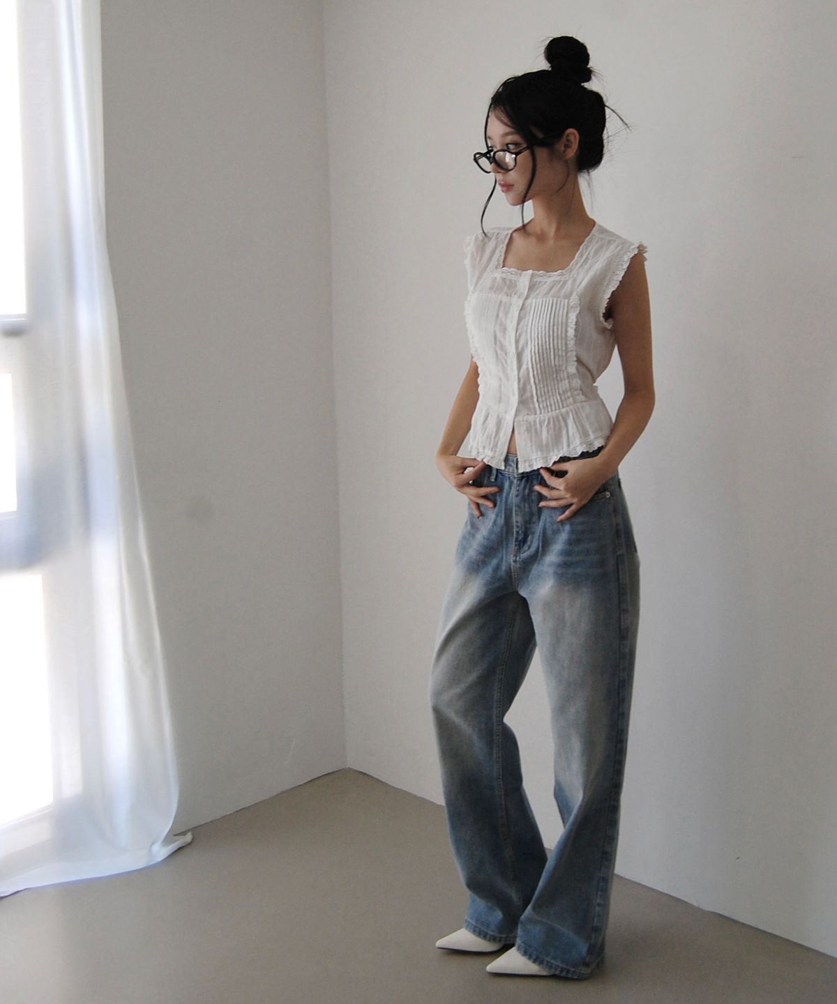 테테모치(TETEMOCHI) 데일리 자수 데님 팬츠