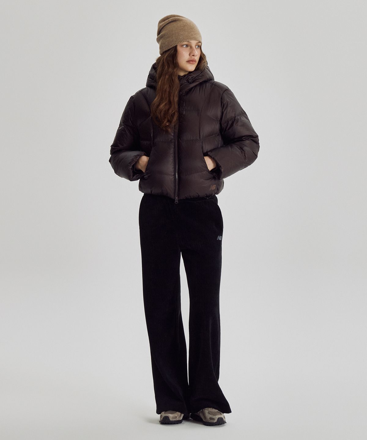 뉴발란스(NEW BALANCE) NBNPG4W012 / WOMEN 플라잉 77 후드형 헤비다운 (BROWN)
