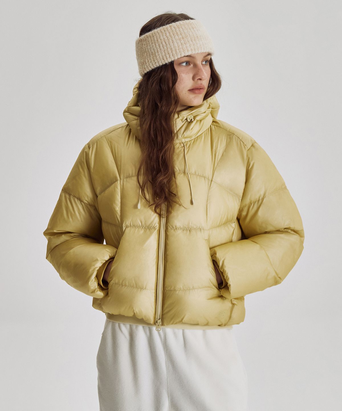 뉴발란스(NEW BALANCE) NBNPG4W012 / WOMEN 플라잉 77 후드형 헤비다운 (B/YELLOW)