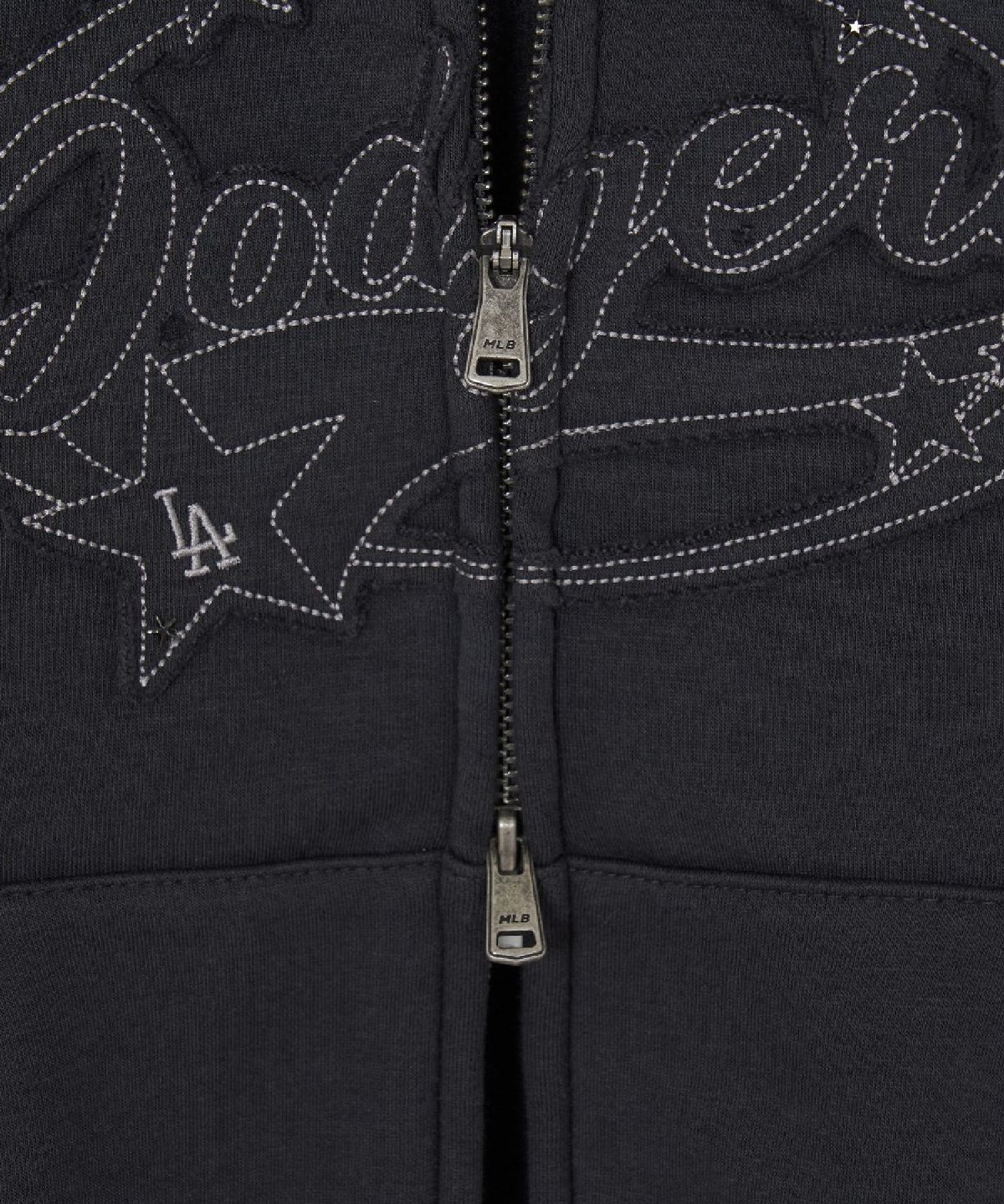 엠엘비(MLB) 여성 바시티 빈티지 레터 그래픽 기모 후드집업 LA (D.Charcoal Grey)