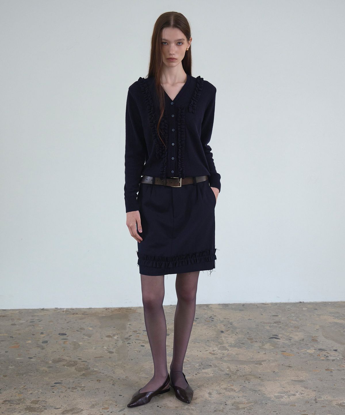 신앤리(SSIN AND LEE) Milan Frill Knit Cardigan Navy
