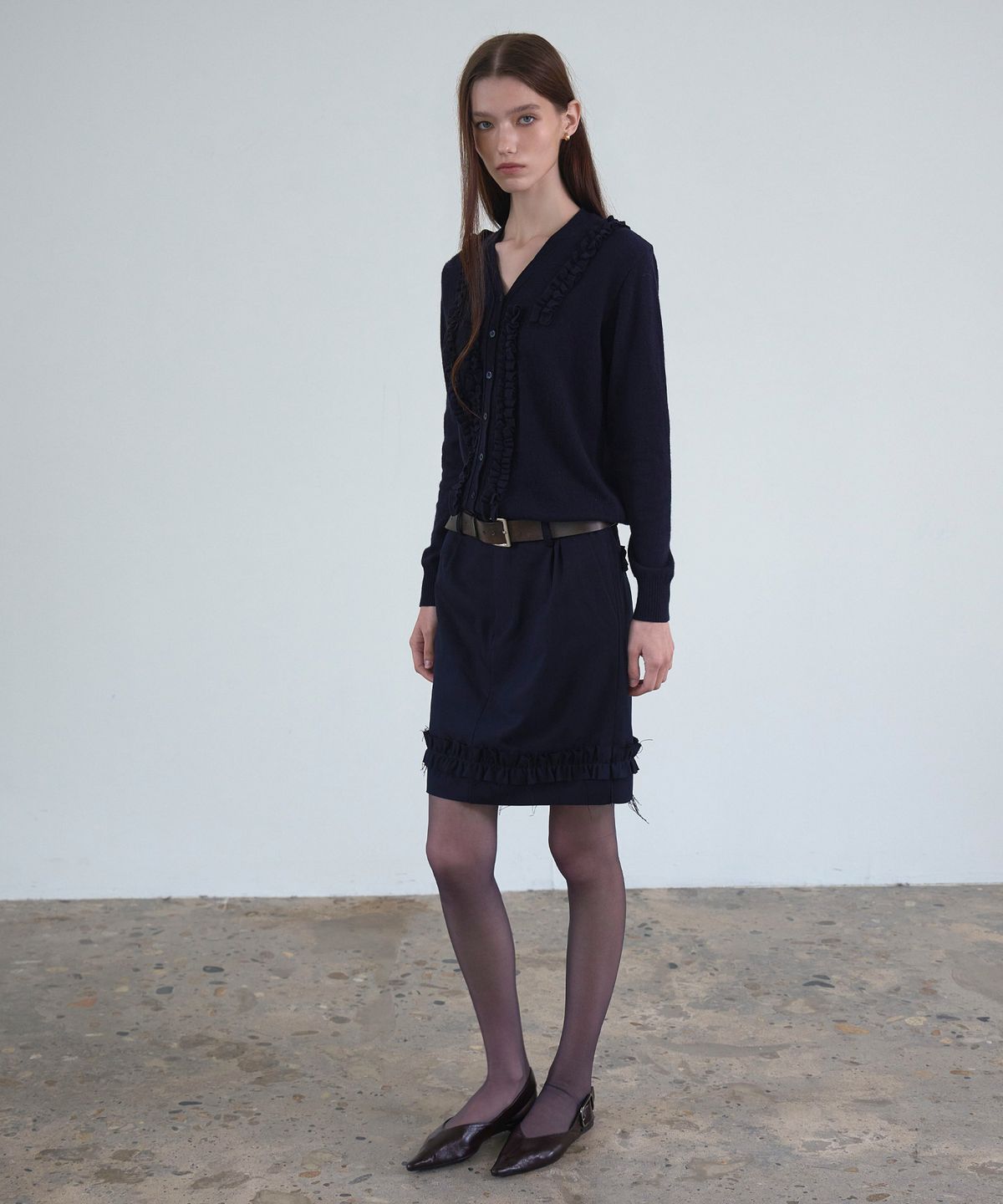 신앤리(SSIN AND LEE) Milan Frill Knit Cardigan Navy