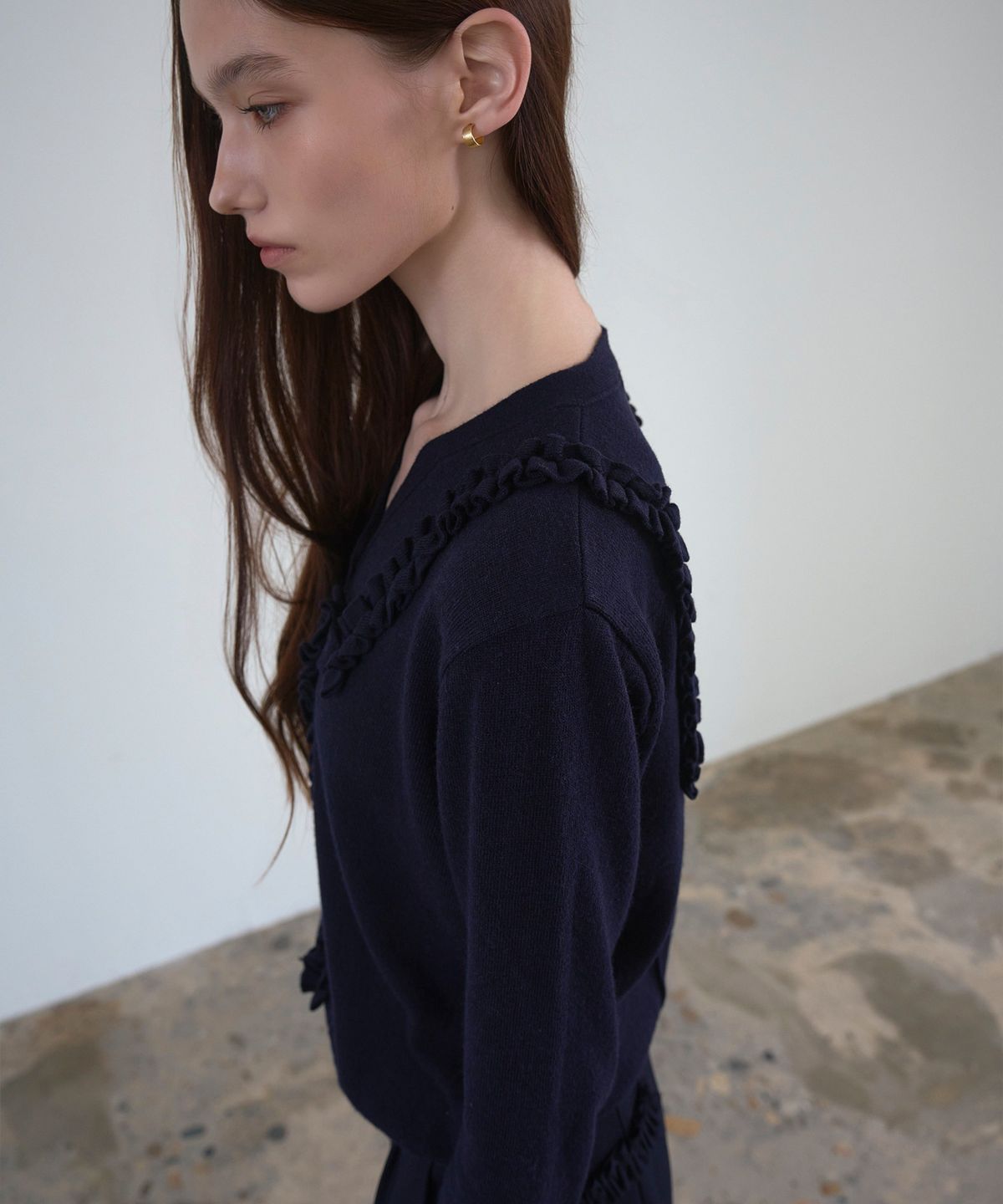신앤리(SSIN AND LEE) Milan Frill Knit Cardigan Navy