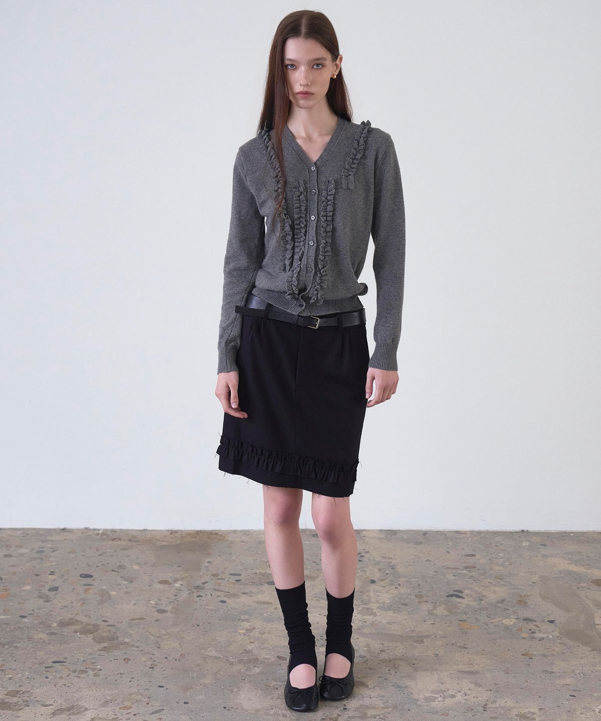 신앤리(SSIN AND LEE) Milan Frill Knit Cardigan Grey