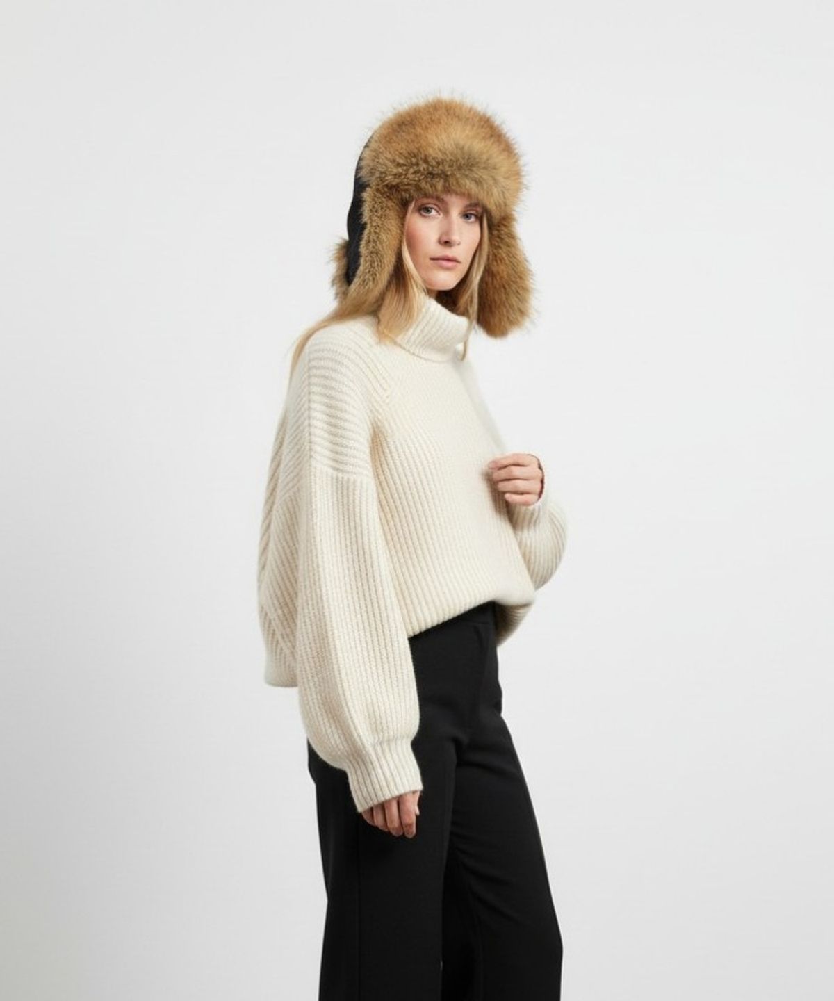 유니버셜 케미스트리(UNIVERSAL CHEMISTRY) Suade Fur Black Aviator Hat 귀달이모자
