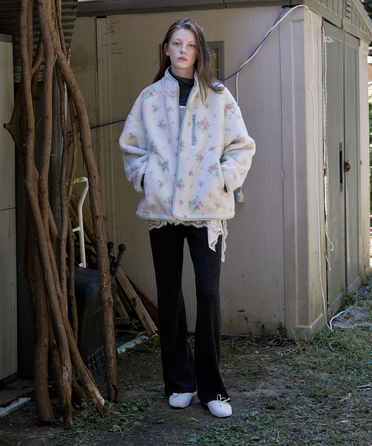 뮈뮈에르(MUEMUER) Easy Banding Rib Bootcut Pants MU2699PT902M