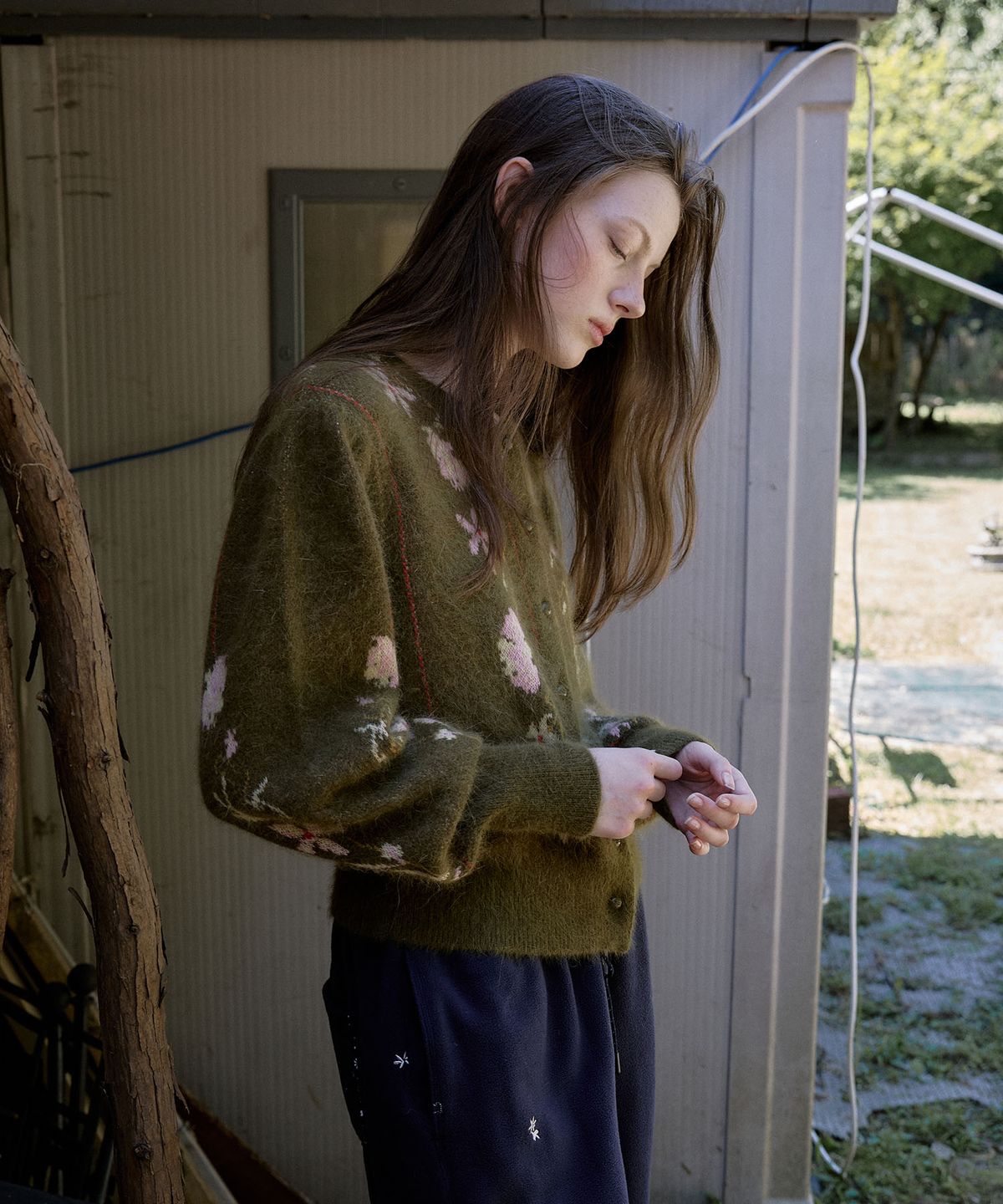 뮈뮈에르(MUEMUER) Angora Flower Cardigan MU2699CD501V_KHAKI