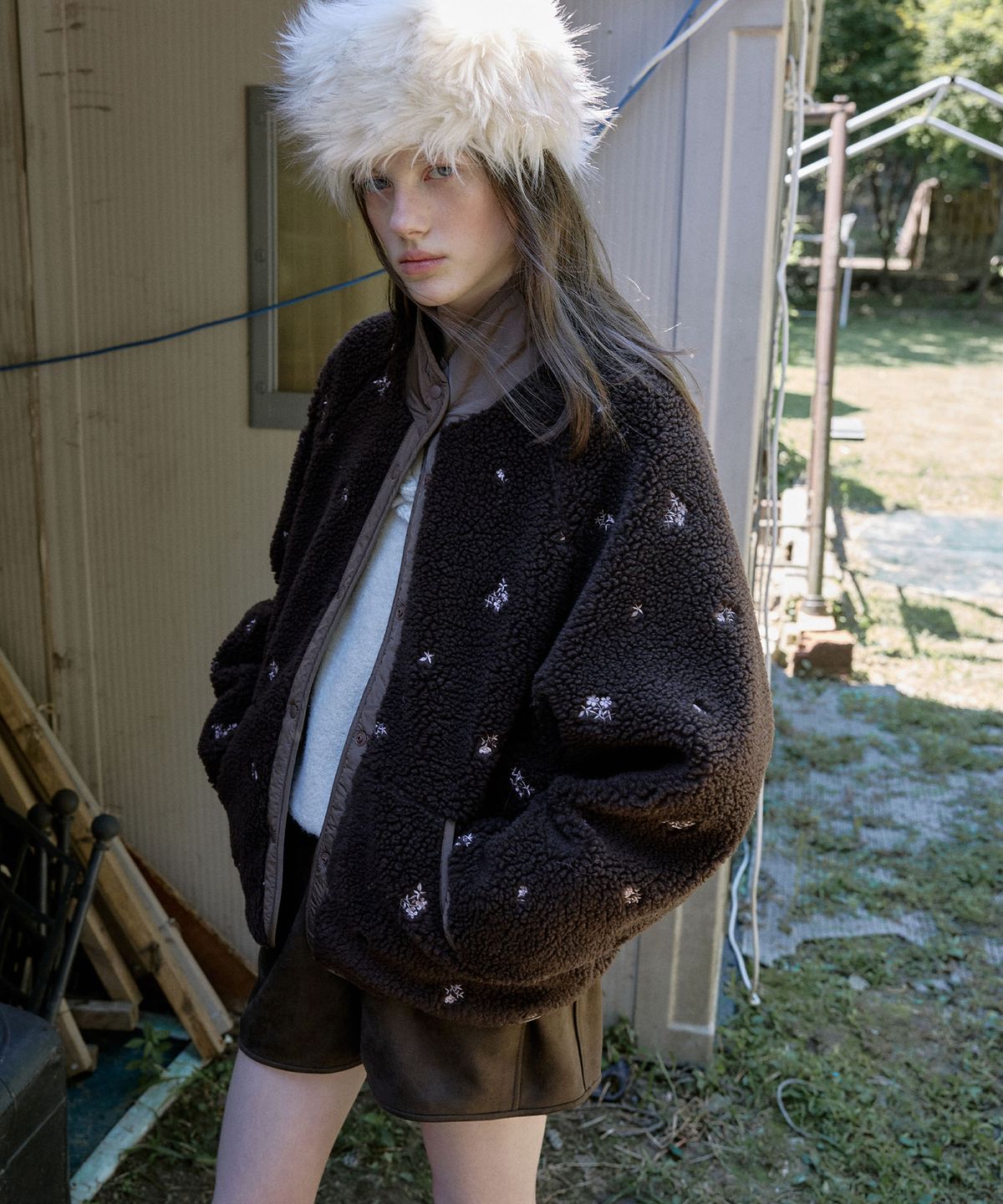 뮈뮈에르(MUEMUER) Embroidery Reversible Fleece Jacket MU2699FU901M