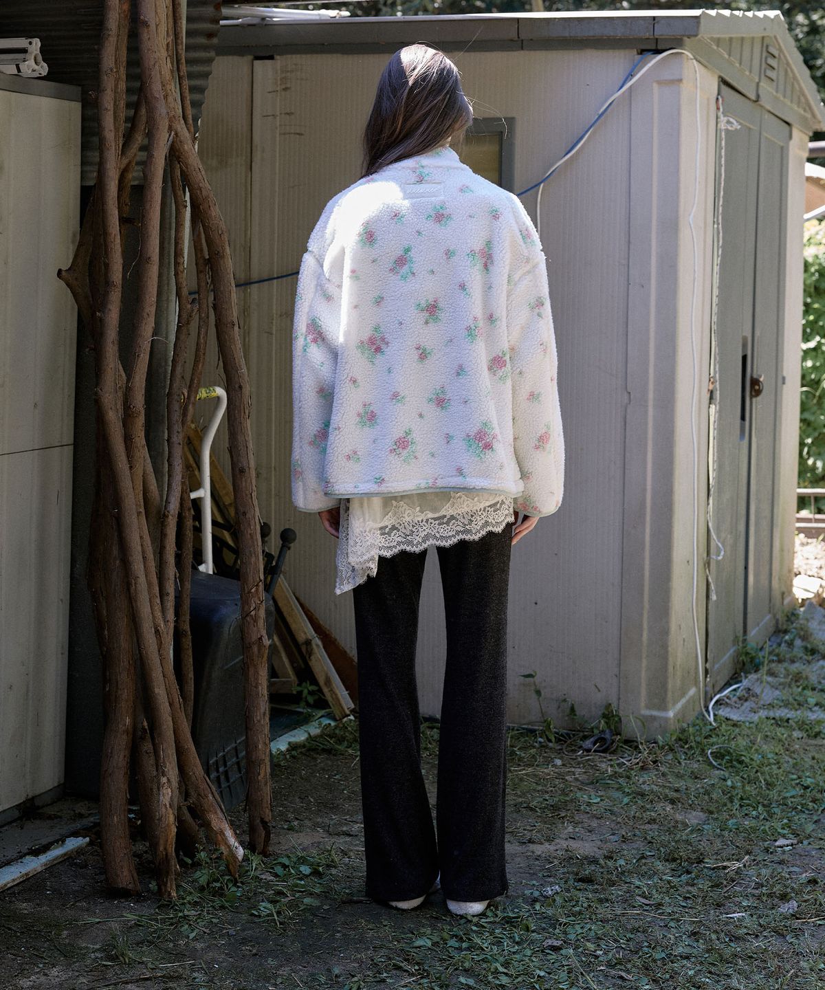 뮈뮈에르(MUEMUER) Flower Pattern Fluffy Jumper MU2699FU902M