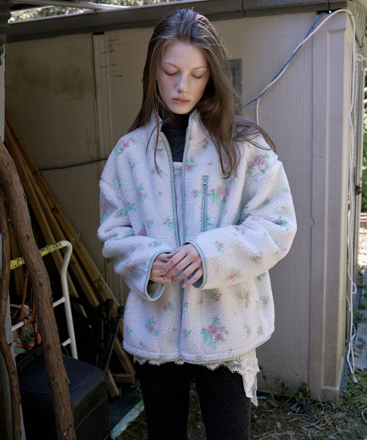 뮈뮈에르(MUEMUER) Flower Pattern Fluffy Jumper MU2699FU902M