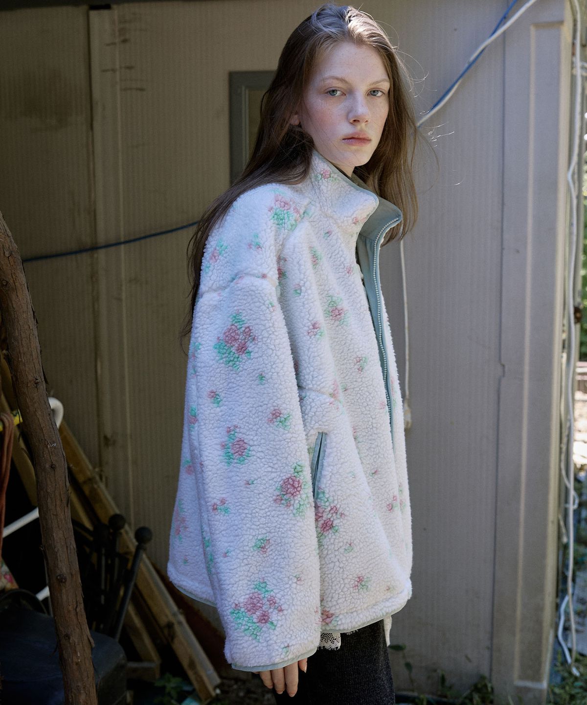 뮈뮈에르(MUEMUER) Flower Pattern Fluffy Jumper MU2699FU902M
