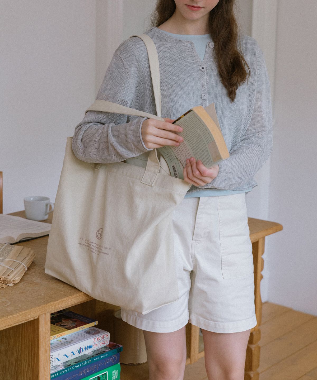 위올(OUIOR) ouior archive bag_beige