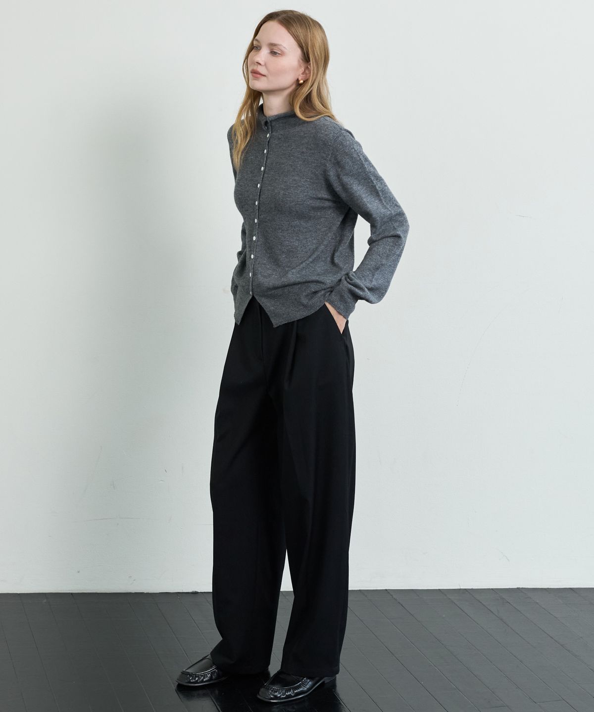 누토프(NUTOFFE) Soft Tapered Pants_Black