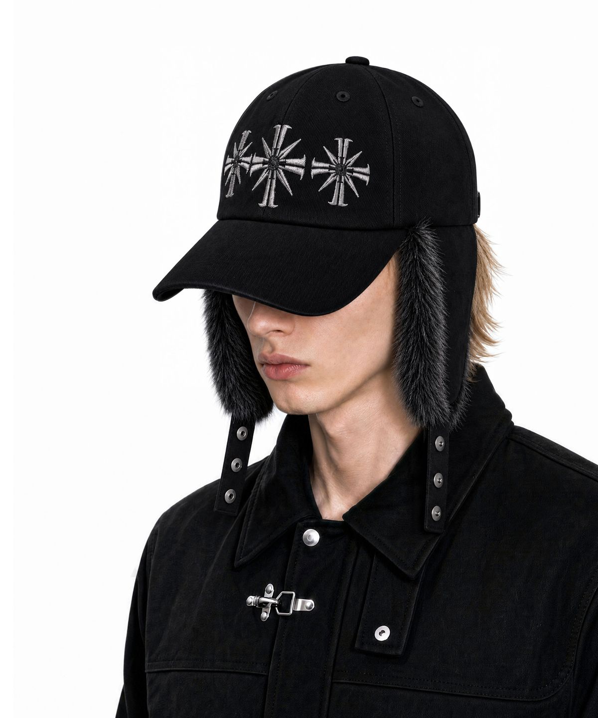 아이돈워너셀(IDWS) Trinity View Fur Maxi Cap Black