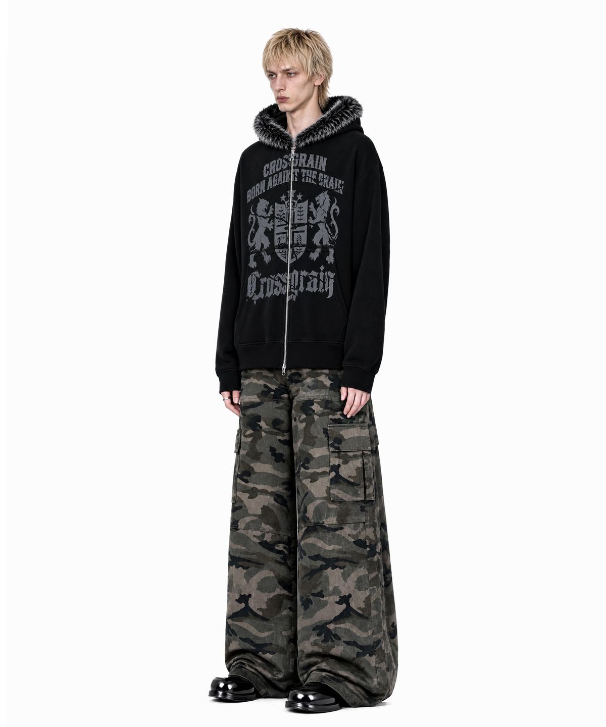아이돈워너셀(IDWS) Heritage Crop Fur Hoodie Zip Up Black