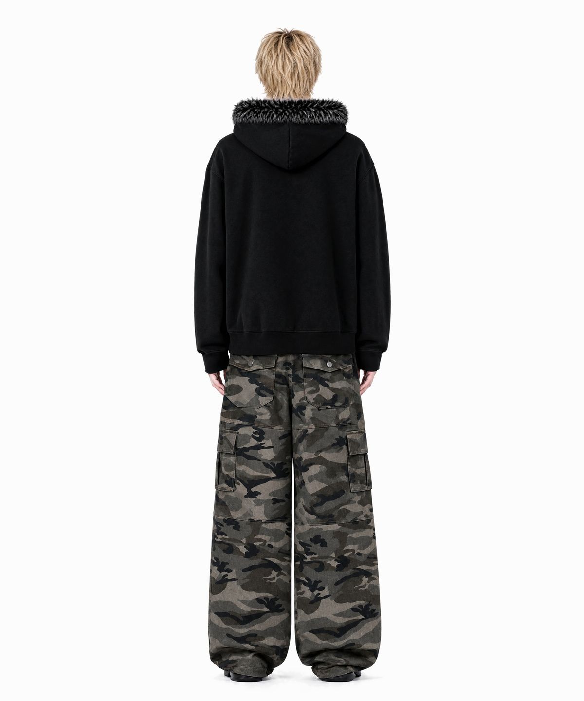 아이돈워너셀(IDWS) Heritage Crop Fur Hoodie Zip Up Black