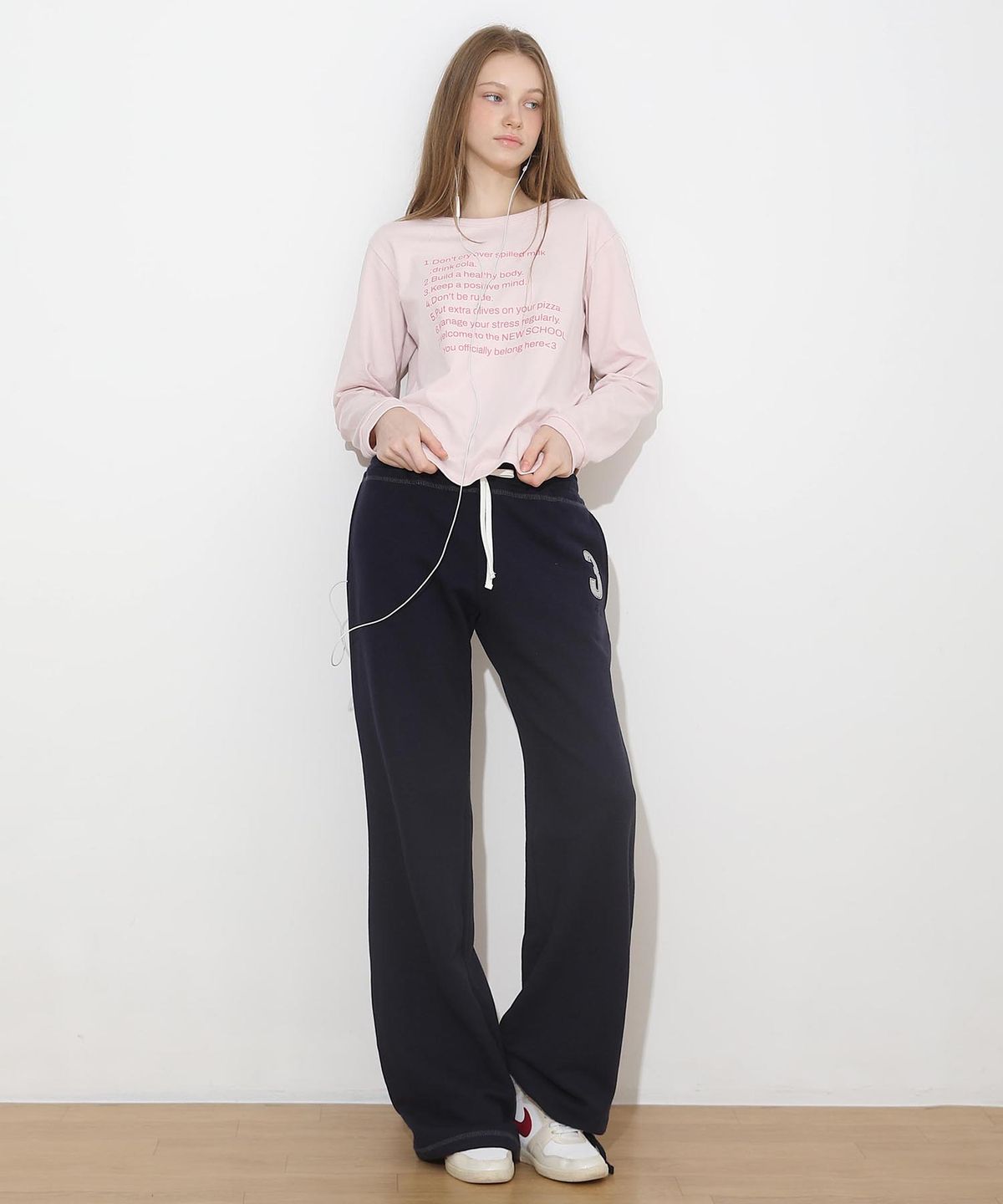 배드블루(BADBLUE) Grade Level Color Pants Navy