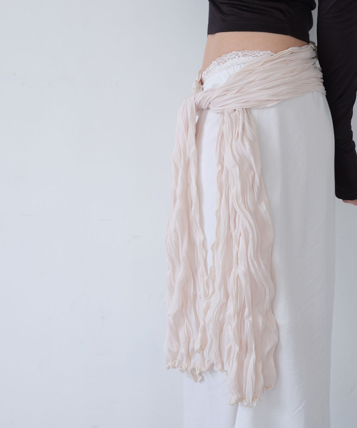 지지(GEEGEE) [wide] soft wrinkle long scarf - cream