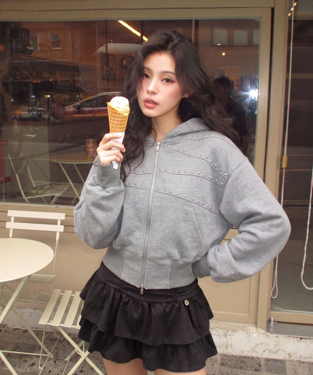 쿨키튼(KOOLKITTEN) 스터드 절개 후드 집업 2colors
