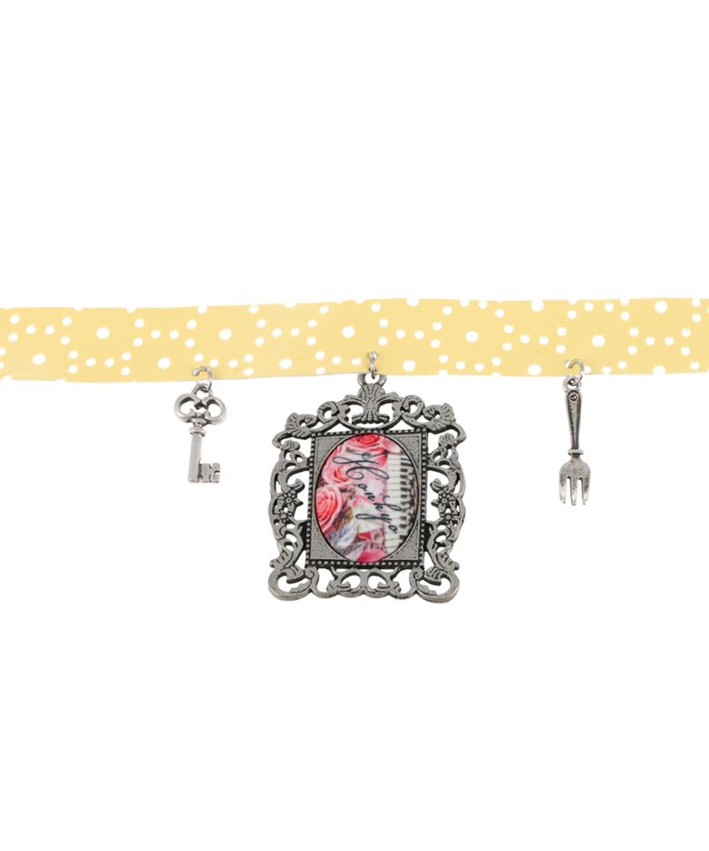 Little Rose Cameo Choker