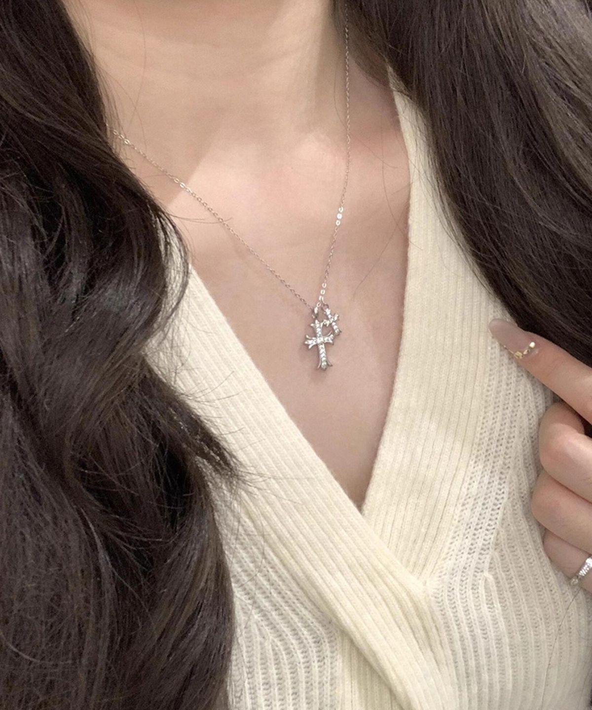 헤이타(HEITA) MAVE SILVER NECKLACE 젤론 펜던트 실버목걸이