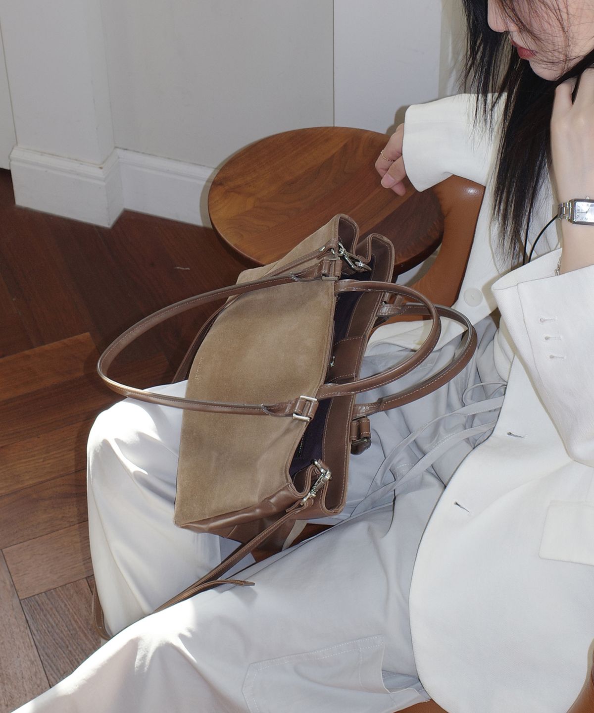 이스트허니(EASTHONEY) Canto Brick Bag Suede Sandy Toupe 칸토 브릭 백 스웨이드 샌디 투페 컬러