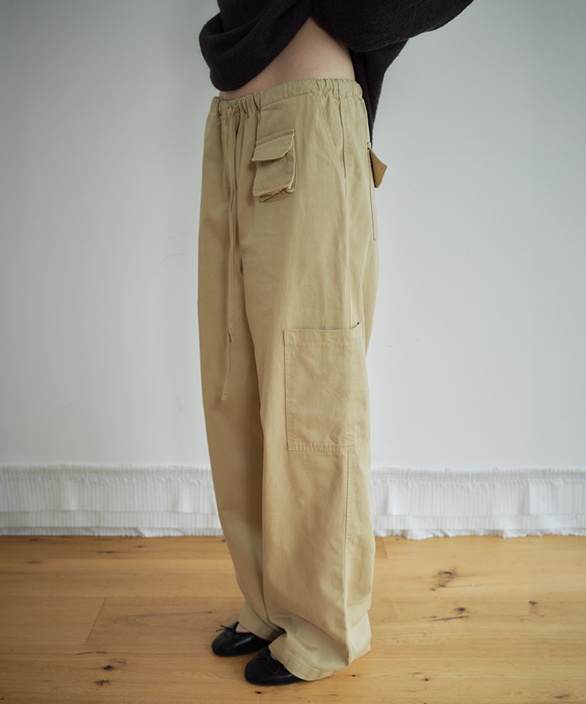 무드무스(MOODMOOSE) COONY PANT BEIGE [MMFA1PT32BE]