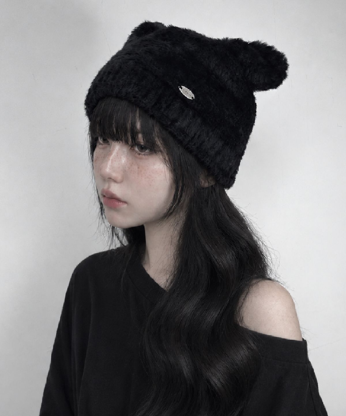 무아르모아(MOIREMOA) Neko Fluffy Beanie - Black